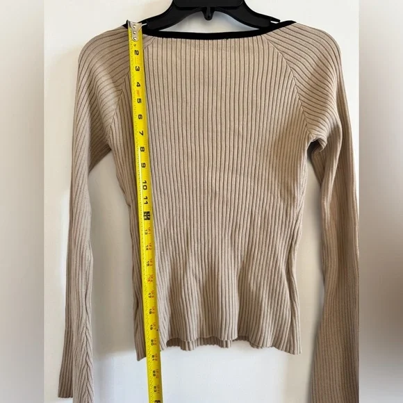 Ribbed V-Neck Tan Sweetheart Neck Contrast Trim Sweater,Long Sleeve Tops S - Picture 7 of 8
